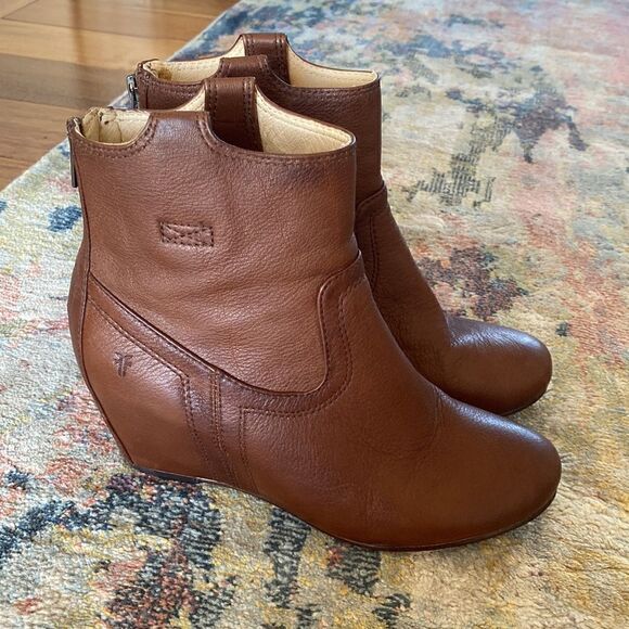 Frye  wedge  booties - Picture 2 of 7